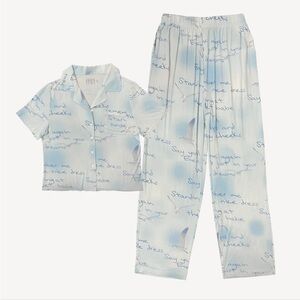 Taylor Swift 1989 wildest dreams PJ set